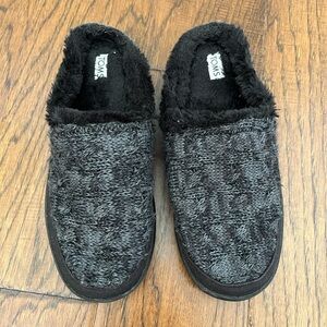 TOMS Black and Gray Knit Slip-On Cozy Mules Slippers Women's Size 7.5